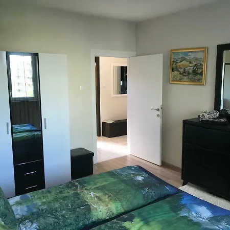 דירה Elena's House